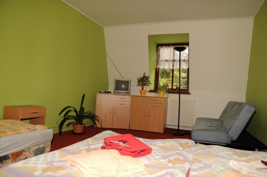 Restaurace A Penzion U Vladaru Mikulášovice Zimmer foto